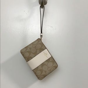 NWT Coach Wristlet